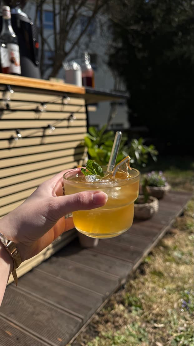 Limonáda v zahradě